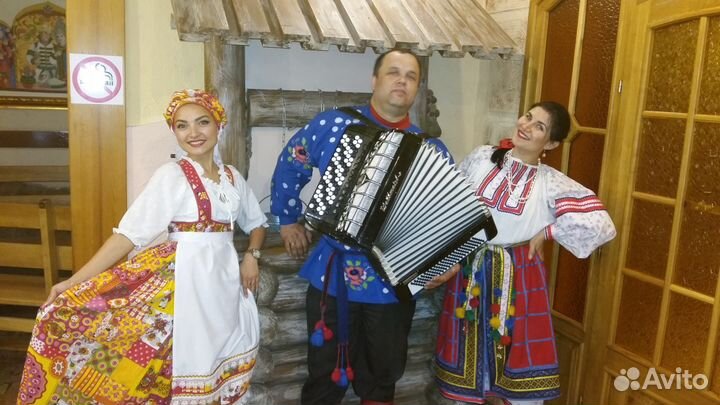 Баянист на праздник