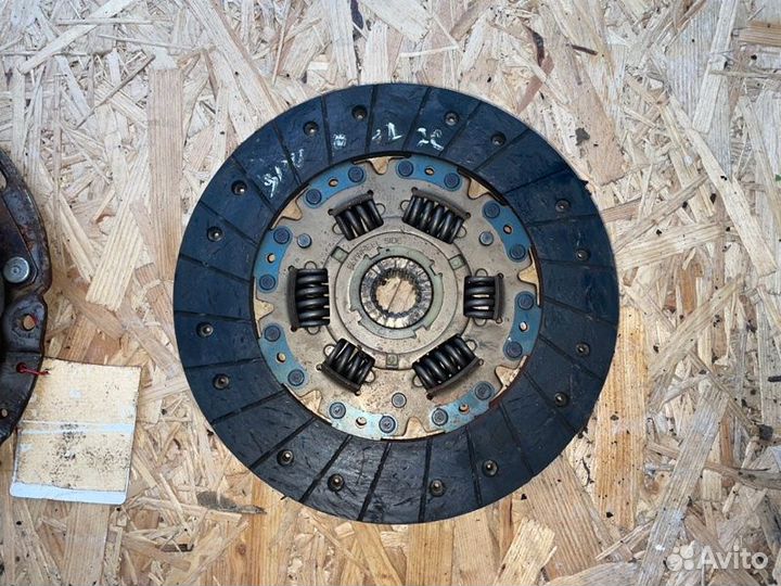 Корзина сцепления с диском Kia Sportage 1 бензин