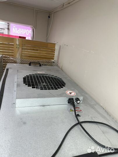 Оборудование для переклейки дисплеев RMB 3+