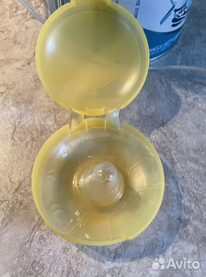 Накладки на грудь medela