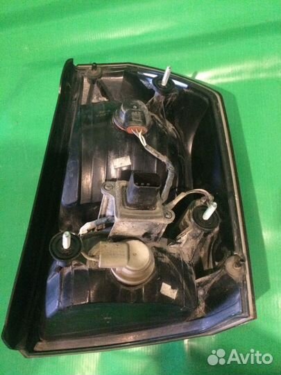 Задний левый (стоп сигнал) Chrysler 300C, Крайслер