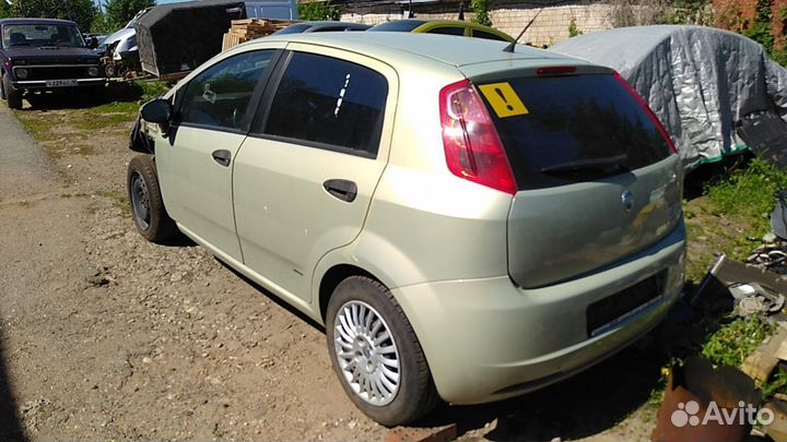Разбор Fiat Punto 3 2006 двигатель 188 A4.000 МКПП