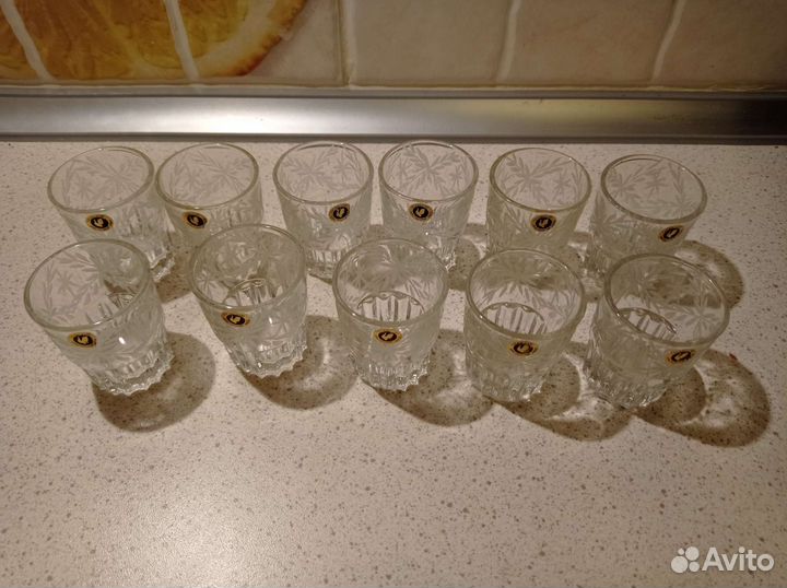 Хрустальные стопки 11 шт
