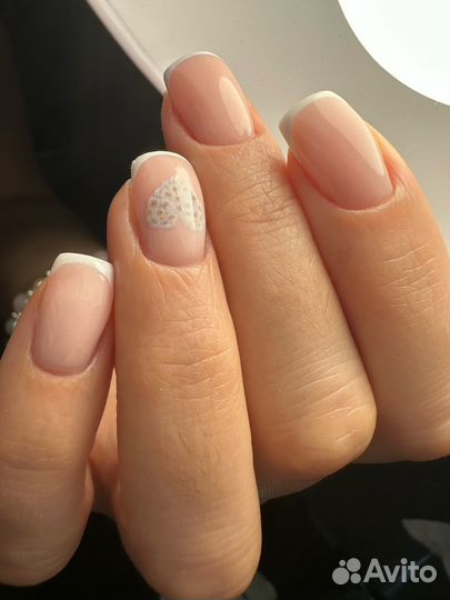 Мастер маникюра и педикюра