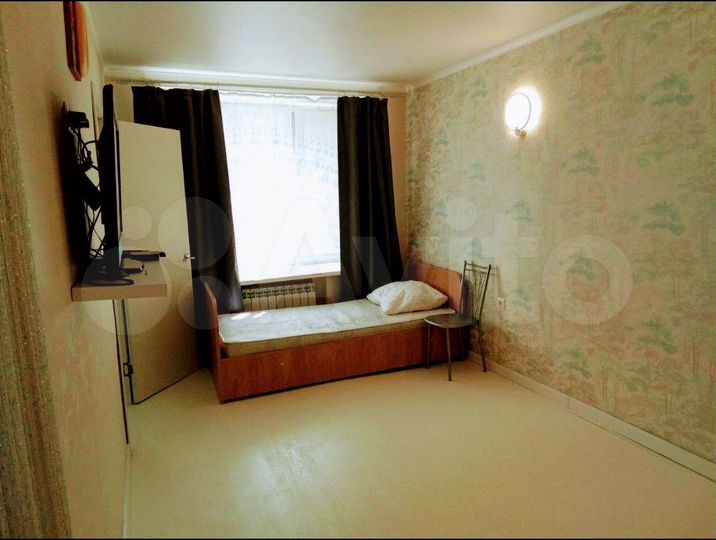 1-к. квартира, 40 м², 1/4 эт.