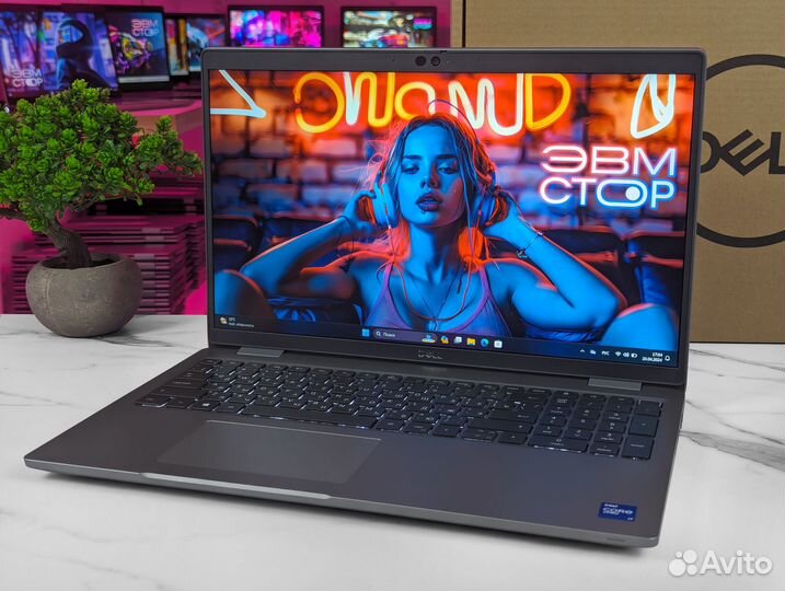 Сенсорный Dell Latitude 5520 i7-1185G7 с LTE
