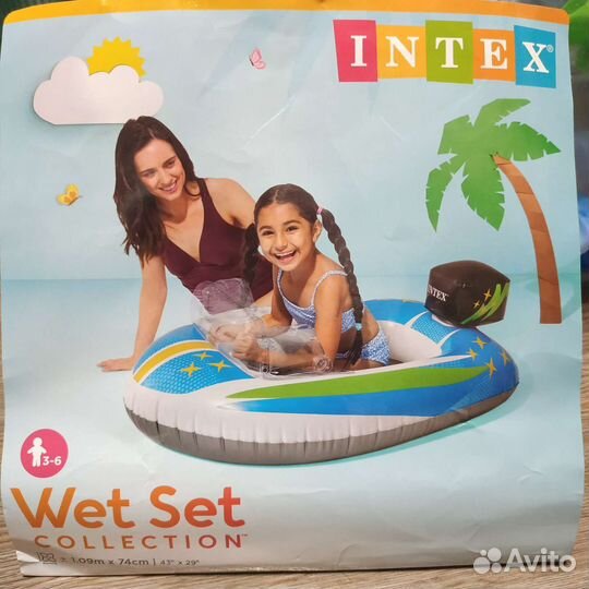 Детская надувная лодка для плавания