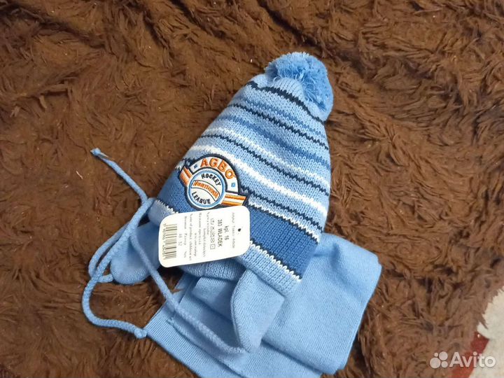 Комплект шапка и шарф новый