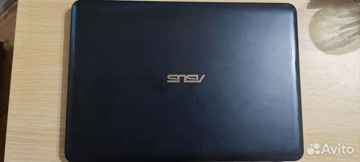 Ноутбук Asus E402M