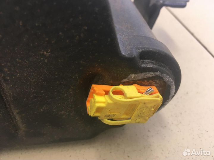 Подушка безопасности пассажирская (в торпедо) Mega