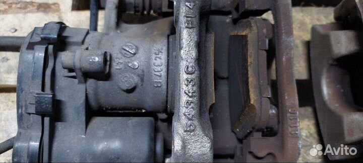 Суппорт тормозной, задний Mercedes-Benz E-200 D