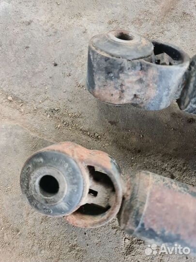 Задние стойки nissan almera classic b10 ниссан