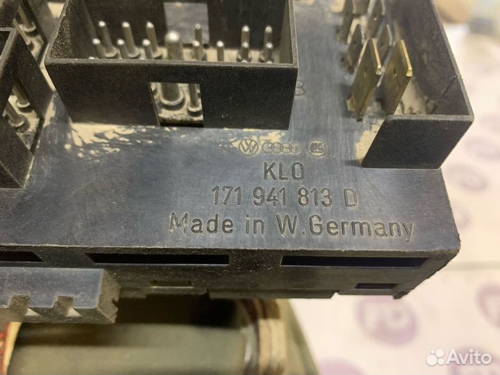 Блок предохранителей салонный Volkswagen Jetta, II