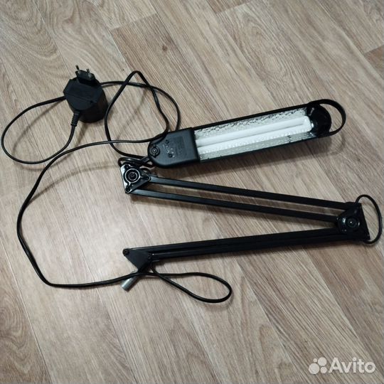 Лампа настольная