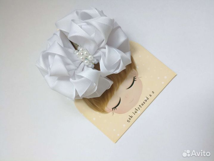 Бантики для школьников