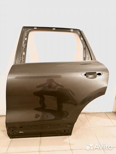 Задняя левая дверь Porsche Cayenne 958 e2