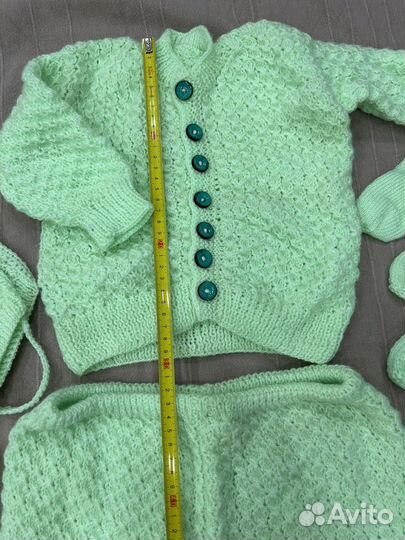 Костюм для малыша вязанный