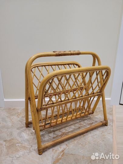 Подставка для газет и журналов