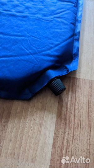 Самонадувающийся коврик