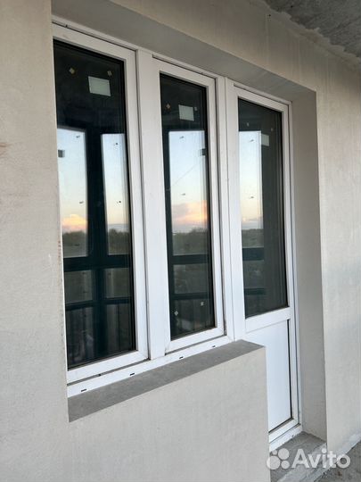 Пластиковые окна и дверь профиль 58см