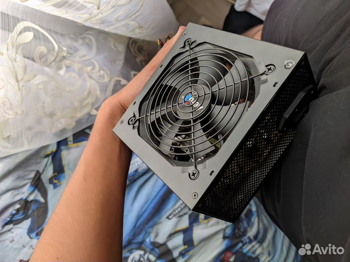 AeroCool kcas plus 700W