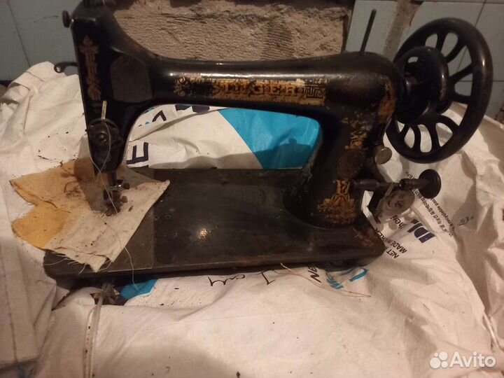 Швейная машинка зингер singer