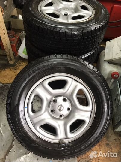215/65/16 Daster/Terrano