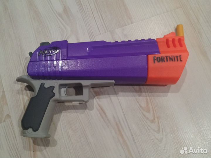 Бластер нерф