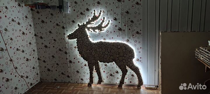 Панно из можжевельника