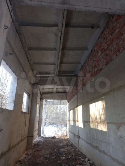 Здание, 373.5 м²