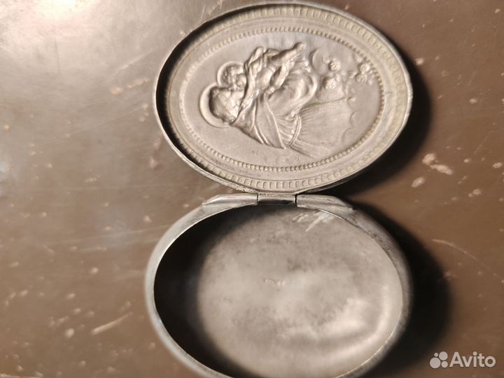 Старинная серебряная иконка-ладанка Alpacca