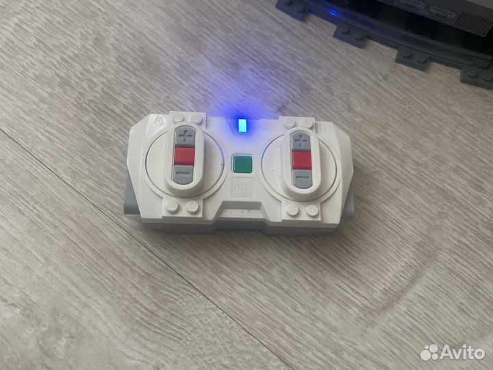 Поезд lego оригинал обмен