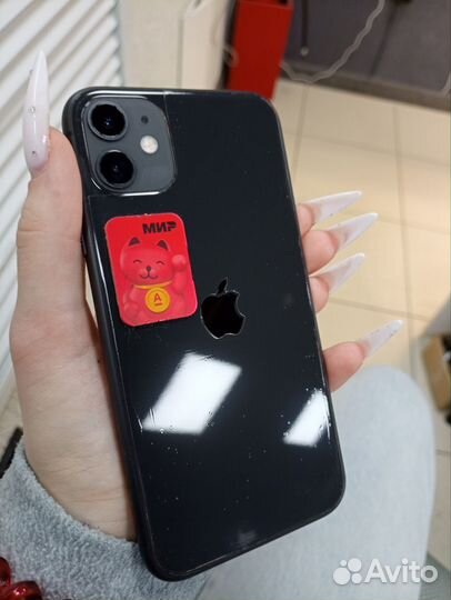 iPhone 11, 128 ГБ