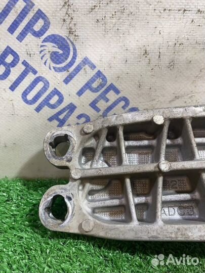 Траверса Toyota Mark X седан 2.5 4GR 2009