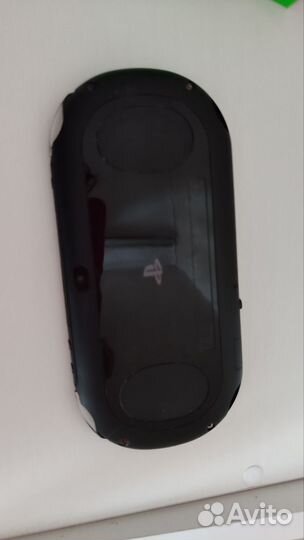 Продам игровую консоль