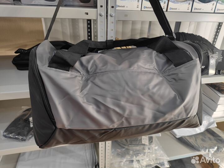 Спортивная сумка Nike серая