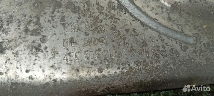 Кронштейн задней балки левый Audi Audi A8 4E 20