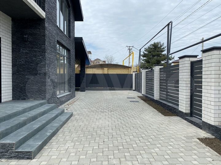 Дом 170 м² на участке 4,6 сот.