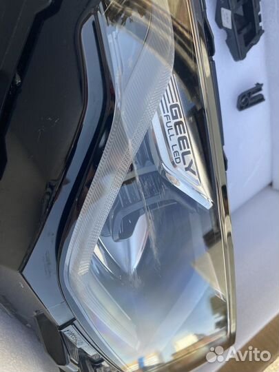 Фара левая Geely Coolray