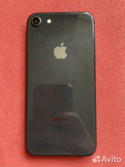 iPhone 8, 64 ГБ