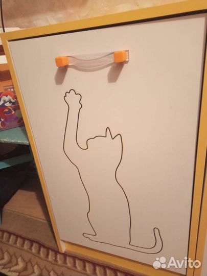 Тумба прикроватная