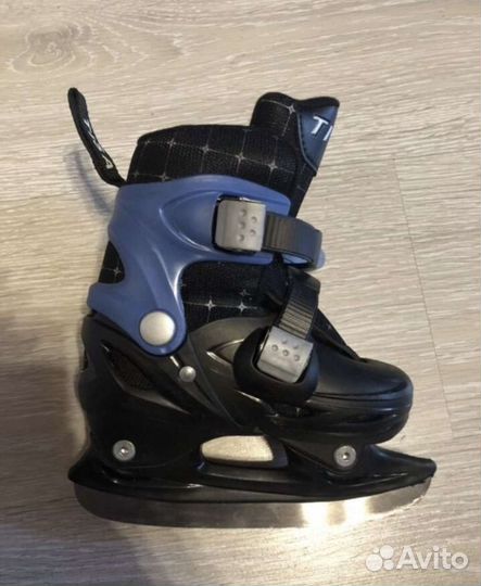 Коньки хоккейные