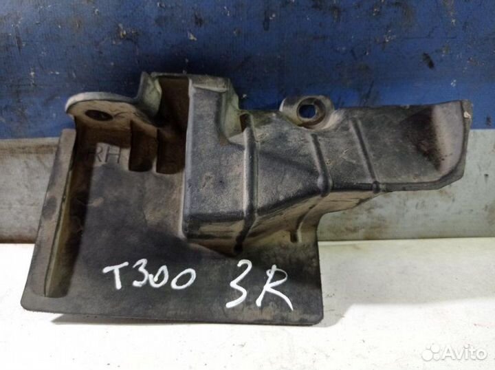 Брызговик задний правый Chevrolet Aveo T300