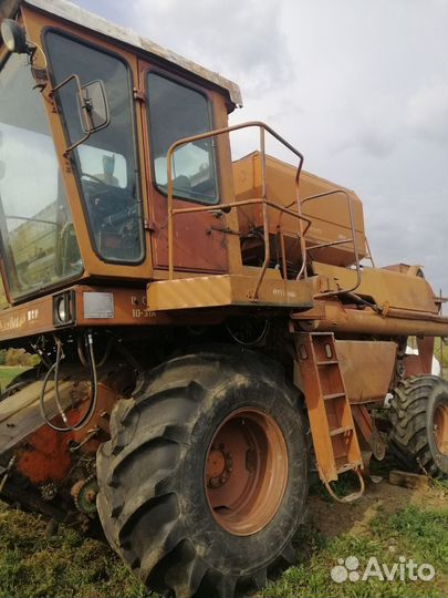 Комбайн Ростсельмаш Дон 1500Б, 1997