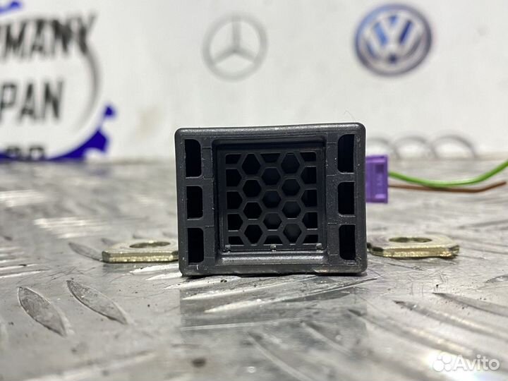 Пиропатрон акб VAG A1 A3 A4 A5 A6 A8 Q5 Q7 Golf