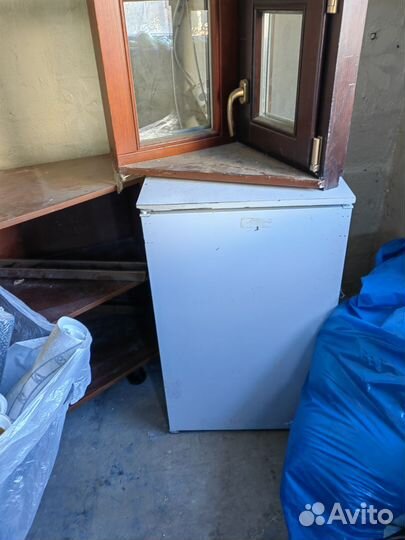 Холодильник маленький