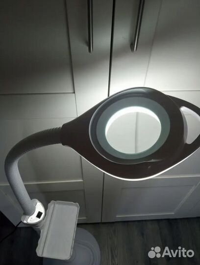 Лампа косметологическая