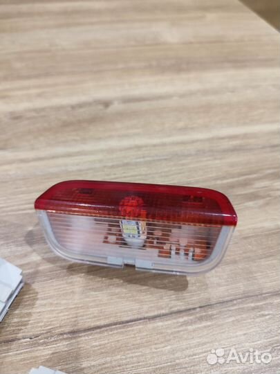 Фонарь подсветки двери Туарег