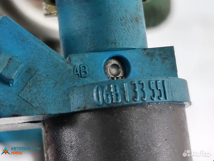 Форсунка Volkswagen Passat B3 1997 06B133551L