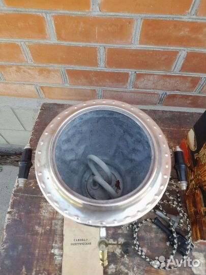 Самовар электрический новый.в упаковке